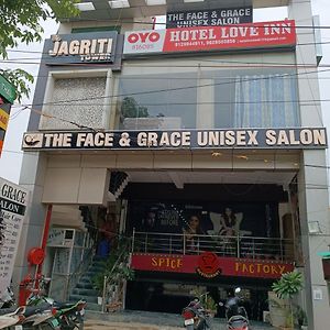 Hotel Love Inn
